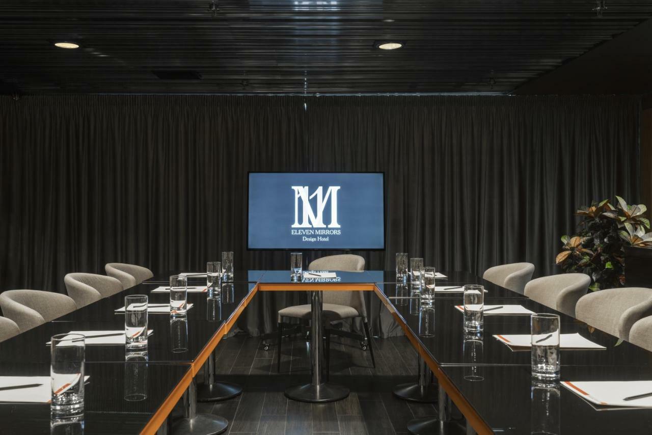 11 Mirrors Design Hotel Kyiv Exterior foto